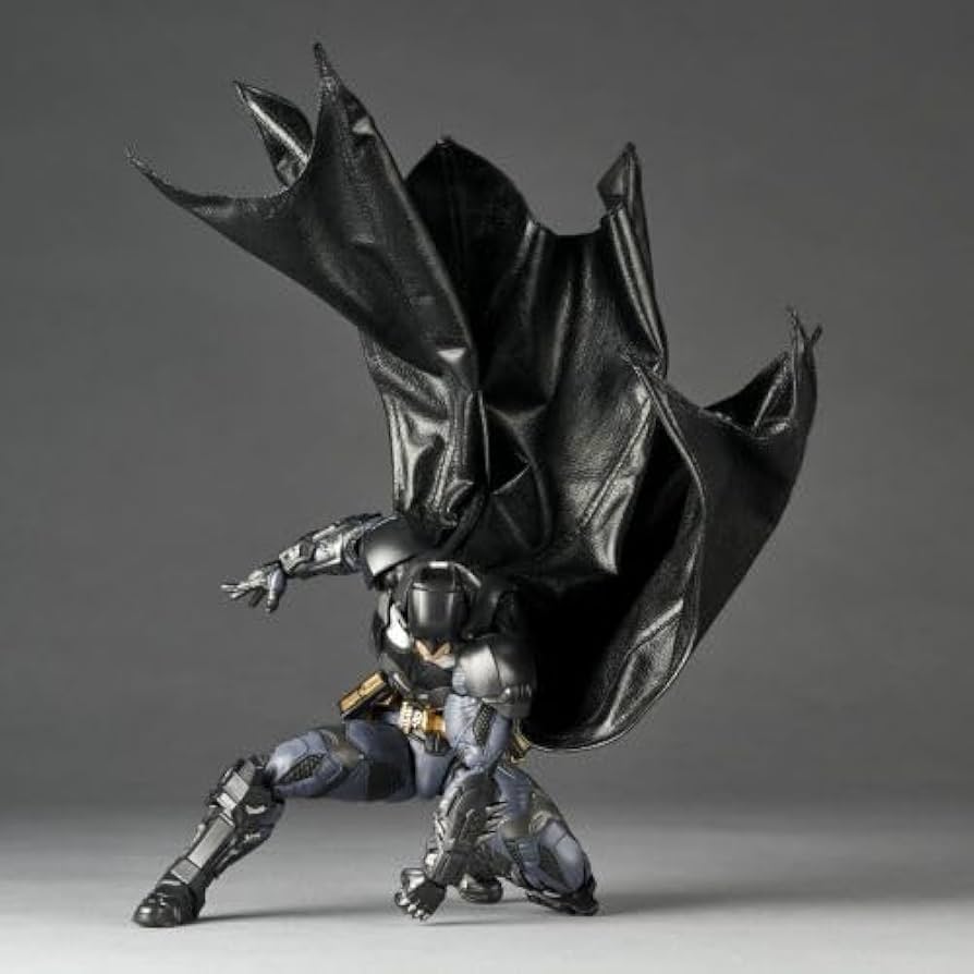 リボルテック　バットマン　海洋堂 4537807013095eye.jpg